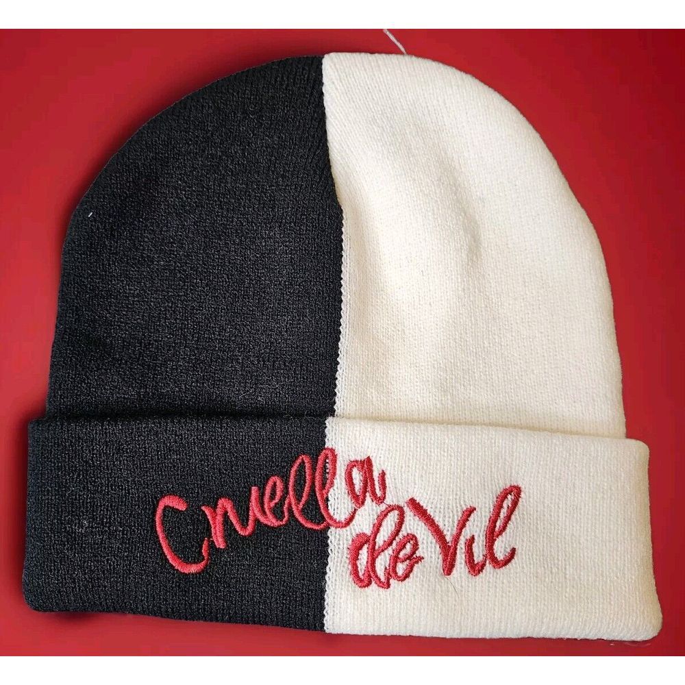 NWOT‎ Disney X Cakeworthy Beanie Black White Colorblock Embroidered